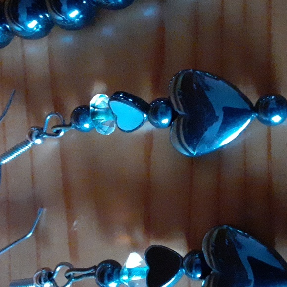 Hemetite Set - Picture 2 of 3